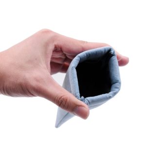 New Arrival Colorful Squeeze Spring Storage Glasses Pouch Holder Portable Shrapnel Sunglasses Bag